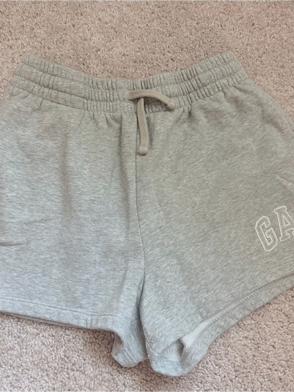 GAP Women's Heather Light Gray Fleece Drawstring Shorts